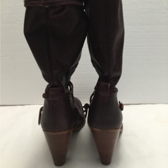 ZODIAC BOOTS - Picture 10 of 13